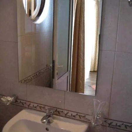 Отель Family Hit 2*