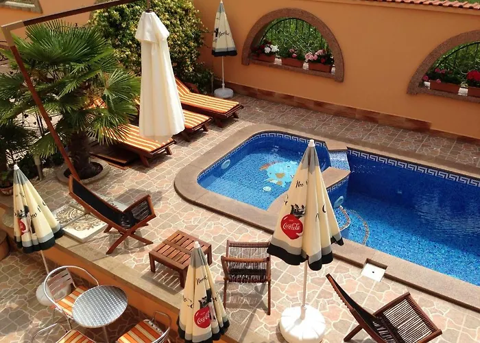 Family Hit Szálloda Kiten