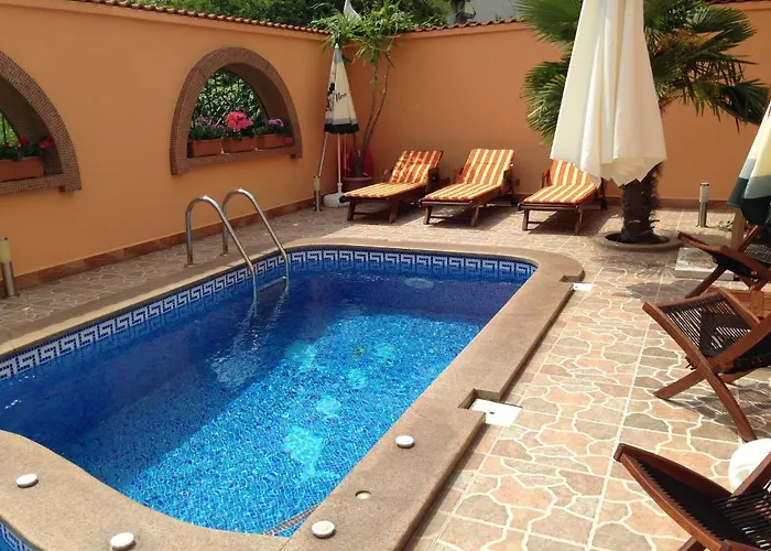 Family Hit Szálloda 2*